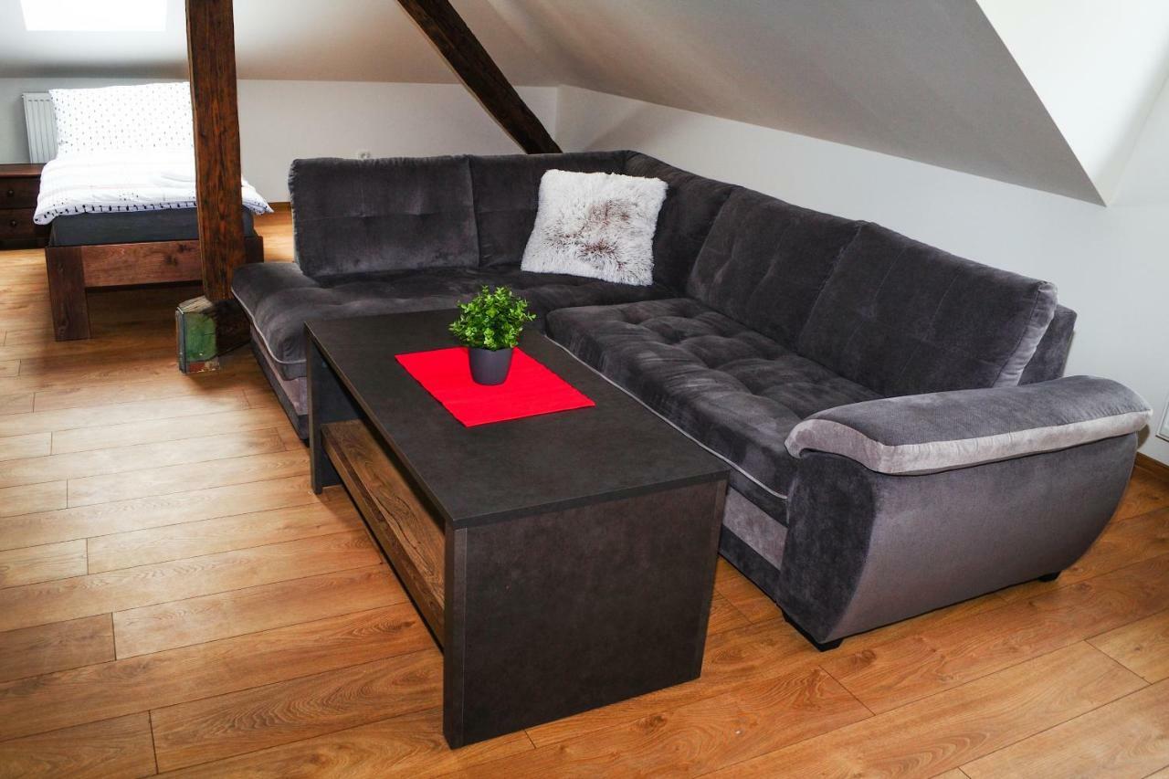 Apartmany Rumpa-Drinks Ostrava Bagian luar foto